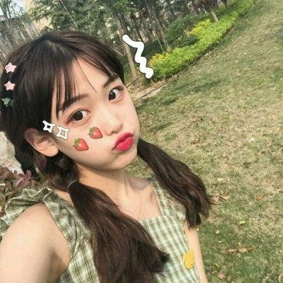 毛衣女郎